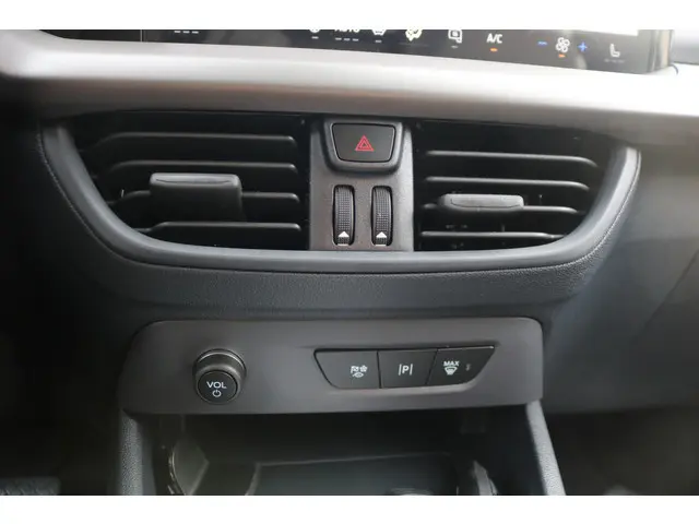 Ford E-Transit Courier