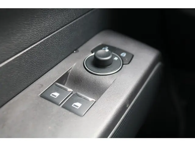 Ford E-Transit Courier