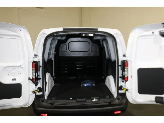 Ford E-Transit Courier Trend 44 kWh