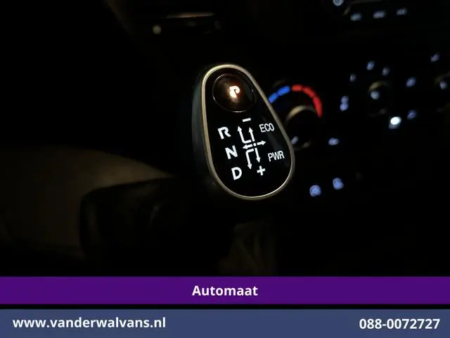 Iveco Daily 35S16 157pk Automaat 3500kg Trekhaak L3H2 Inrichting Euro6 Airco | Cruisecontrol Bijrijd...