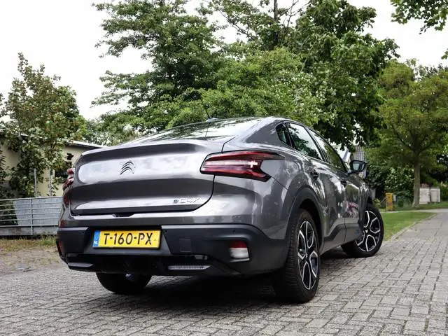 Citroën Ë-C4 X Feel 50 kWh 1e-Eig. & Keurig-Onderh. BOVAG-Garantie. NL-Auto.