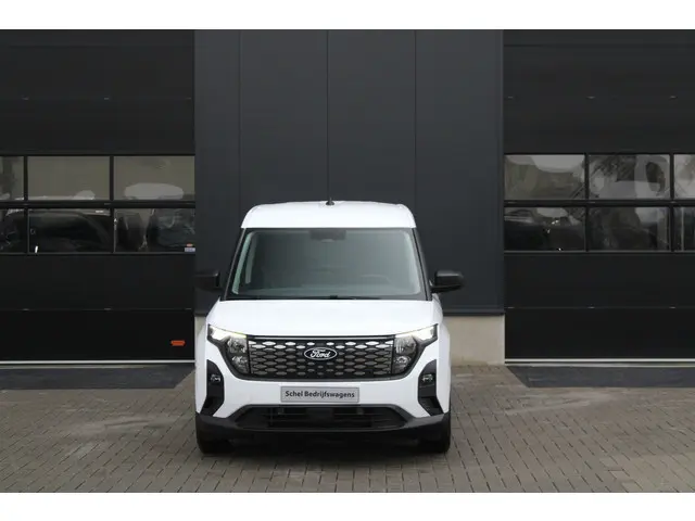 Ford E-Transit Courier