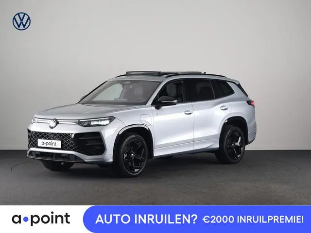 Volkswagen Tayron R-Line Edition 1.5 eHybrid 150 kW / 204 PK SUV 6 v Panoramadak | 360 camera | Head...