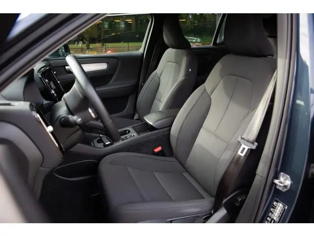 Volvo XC40 1.5 T5 Recharge Business Pro , Trekhaak, Carplay, Keyless entry,