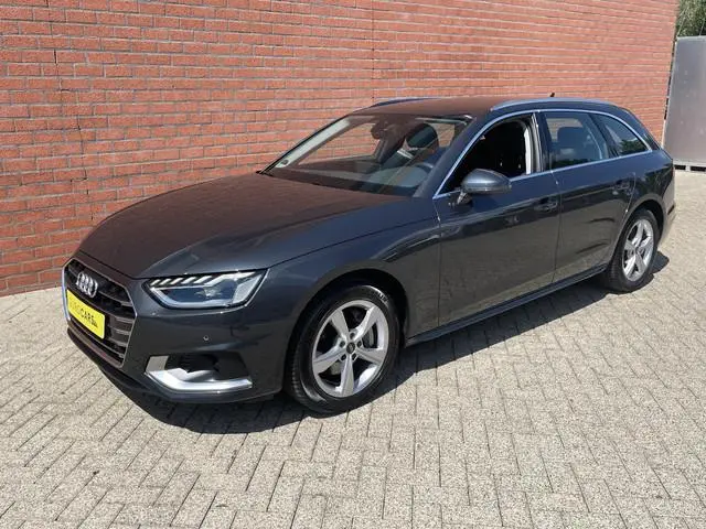Audi A4 Avant 40 TFSI 204pk Pro Line Leder Sportstoelen Electrisch bedienbare achterklep Led Dab Nav...