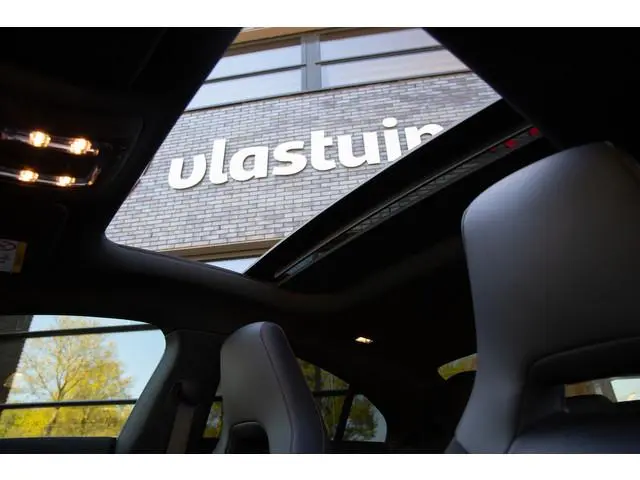 Mercedes-Benz CLA-klasse 250 e Business Line AMG , Panoramadak, Head-up display, 360°/3D camera,
