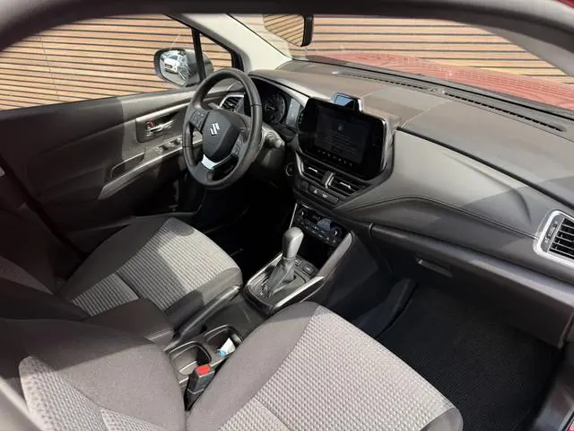 Suzuki S-Cross