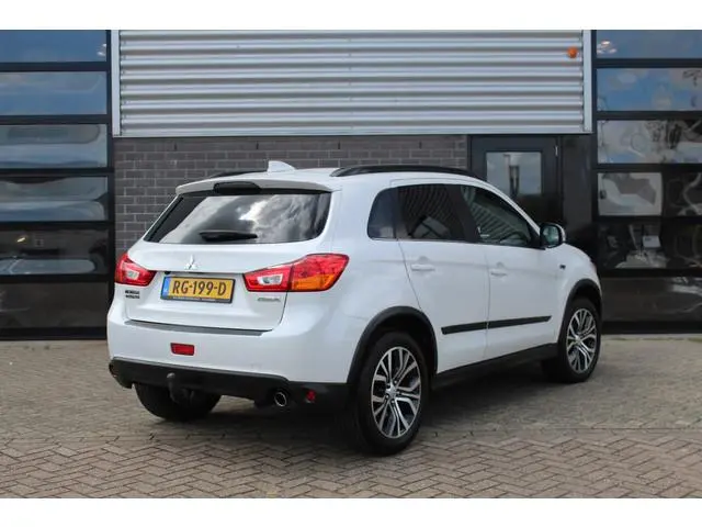 Mitsubishi ASX 1.6 Cleartec Connect Pro / Carplay / Keyless / Trekhaak / N.A.P.