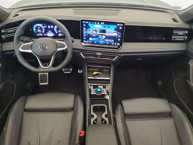 Volkswagen Tiguan 1.5 eHybrid 272pk DSG/AUT R-Line Wegklapbare trekhaak, Panoramadak, Leder