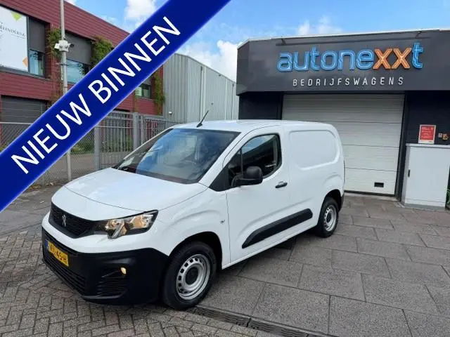 Peugeot Partner 1.2 PureTech Premium AIRCO I NAVI I PDC I APPLE CARPLAY I ANDROID AUTO I 1e EIGENAAR...