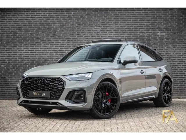 Audi Q5 Sportback 55 TFSI e S edition Competition Nardo|22Inch|Pano|SQ5 Look|Massage|Carbon