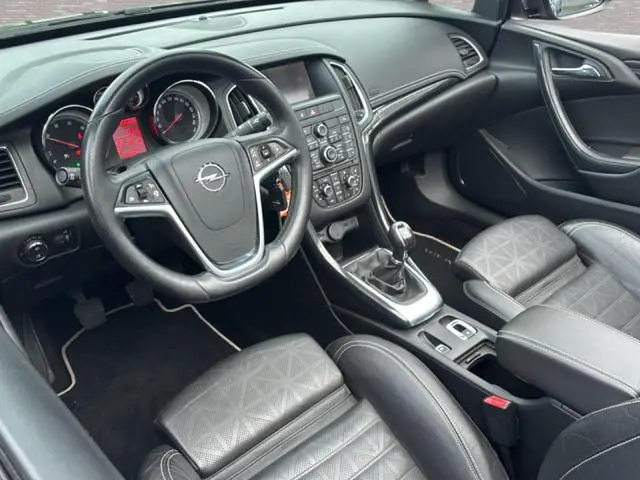 Opel Cascada