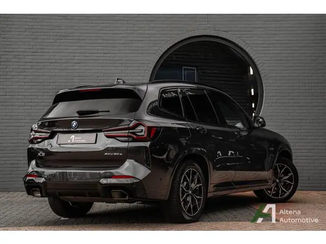 BMW X3 xDrive30e Business Edition Plus M-sport, BTW, pano dak, HIFI