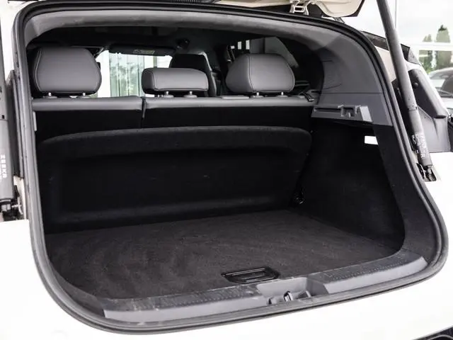 Zeekr X