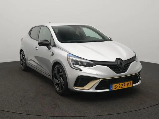 Renault Clio 1.6 E-Tech Hybrid 145 E-Tech Engineered - RIJKLAARPRIJS - All Seasonbanden - Achteruitr...
