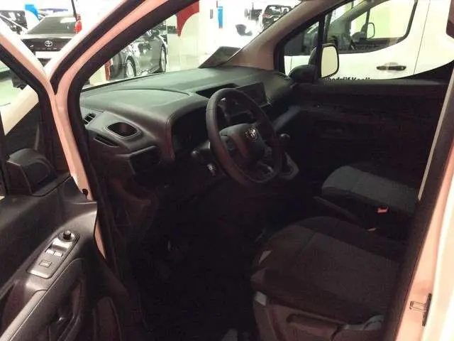 TOYOTA Proace City 1.5 D-4D 100pk Cool Comfort *EX BTW/BPM *Direct Leverbaar!