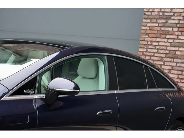 Mercedes-Benz EQS