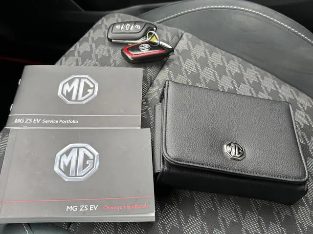 MG ZS EV