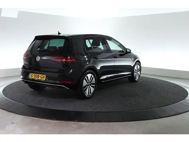 Volkswagen e-Golf | CAMERA | ADAP. CRUISE | SOH 89% |