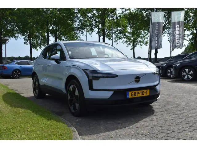 Volvo EX30 Extended Range 272PK Core 69 kWh | All season | Stoelverwarming | Stuurverwarming | ACC |...