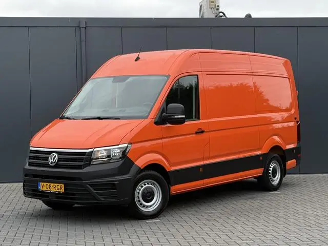 Volkswagen Crafter 35 2.0 TDI 177 PK / L3H3 / CAMERA / CRUISE / 3.5 TON TREKKEN / 3-ZITS / AIRCO / C...