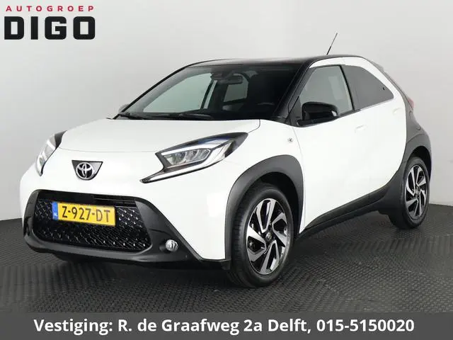 Toyota Aygo X 1.0 VVT-i MT Pulse Bi-Tone | Apple Carplay & AndroidAUTO | Climate Control | Lichtmeta...