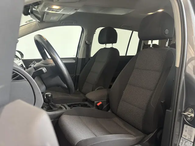 Volkswagen Touran 1.5 TSI 150pk DSG Comfortline 7p | Navigatie | Apple Carplay/Android Auto | Climat...