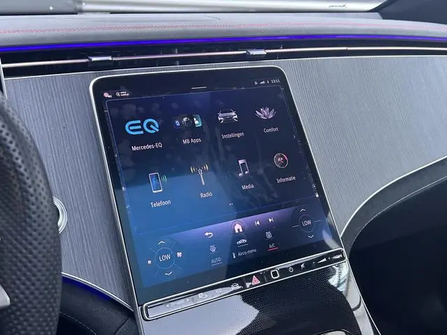 Mercedes-Benz EQE