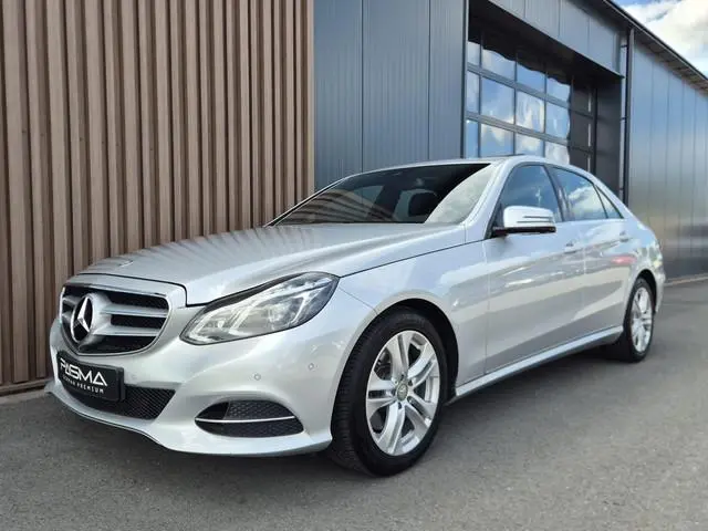 Mercedes-Benz E-klasse 250 Avantgarde | BTW | 360 cam. | Clima| Dakje | Stoelverw. | Cruise