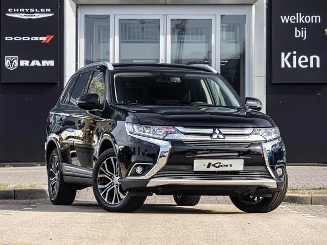 Mitsubishi Outlander 2.0 Connect Pro | Trekhaak | Camera | 4WD |