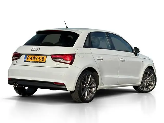 Audi A1 Sportback 1.4 TFSI Aut7 2x S-Line ✅ Xenon ✅ Sportstoelen ✅ Navi