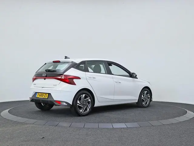 Hyundai i20 1.2 MPI Comfort | Achteruitrijcamera | Cruise Control |