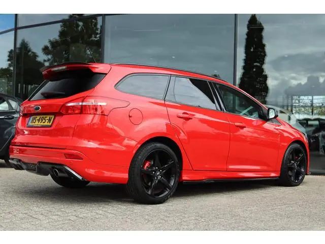 FORD FOCUS WAGON 1.5 RED EDITION | NAVI | CRUISE | LMV | PDC | BLUETOOTH