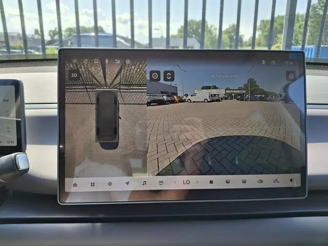 Leapmotor C10