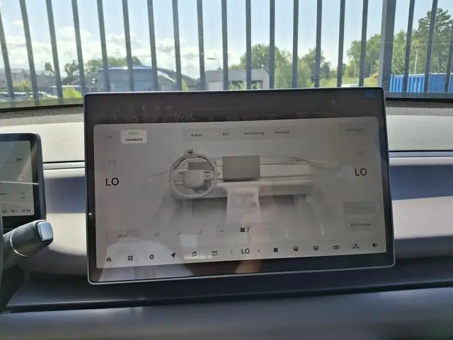 Leapmotor C10