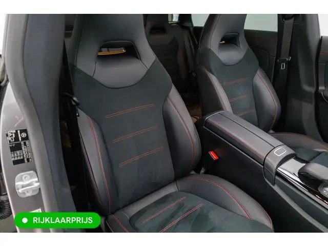 Mercedes-Benz CLA-klasse Shooting Brake 250 e AMG Line Night Pack 218 PK | Panoramadak | 19 inch | S...
