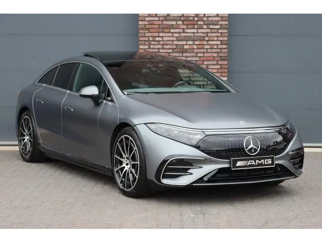 Mercedes-Benz EQS