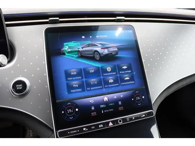 Mercedes-Benz EQS