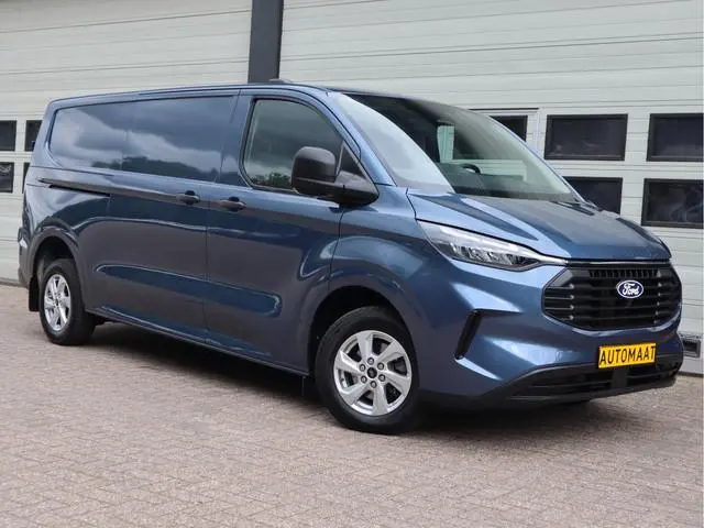Ford Transit Custom 2.0 TDCI 170pk Euro 6 Automaat AWD - L2 Lang - Apple Carplay - Cruise