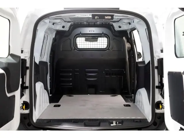 Ford E-Transit Courier