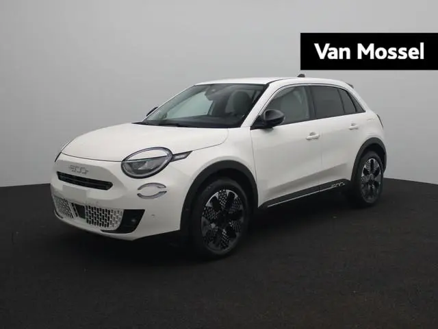 Fiat 600 1.2 Hybrid La Prima | Voorraadvoordeel | Parkeercamera Achter | Blind Spot | NAVI | Full LE...