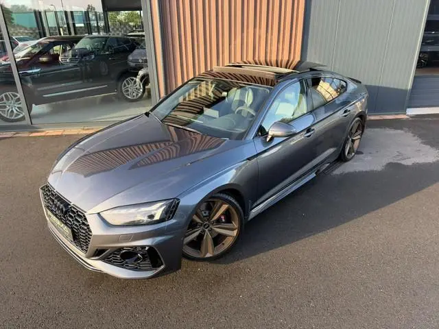 Audi RS5