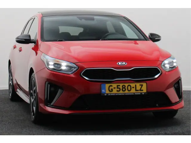 Kia ProCeed