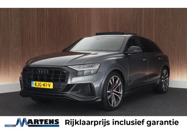 Audi Q8 60 TFSI e 462pk quattro Competition Matrix Panoramadak Trekhaak Memory Camera HUD Leder B&O...