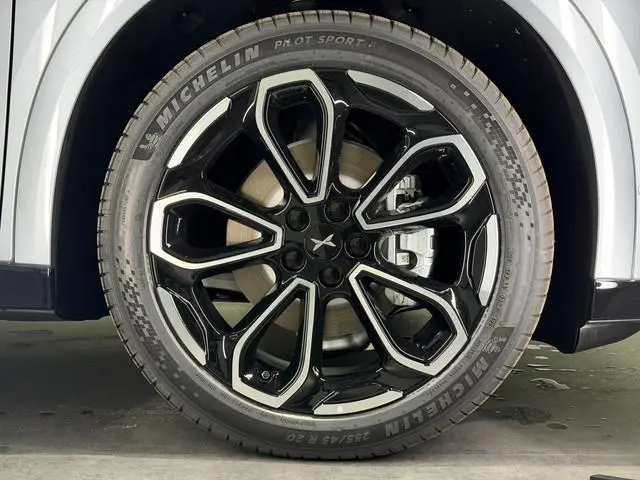 XPENG G6