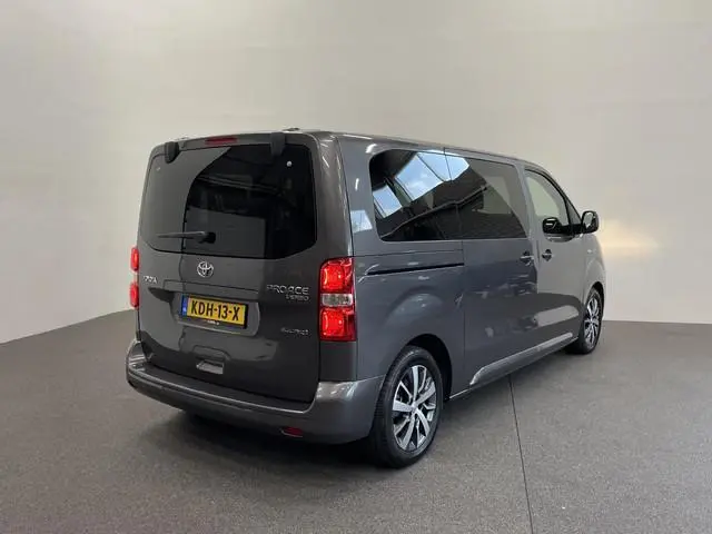 Toyota pro-ace