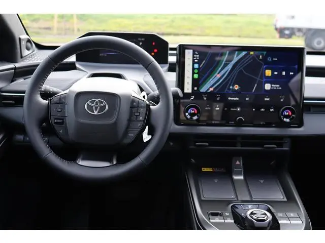 Toyota CHR +