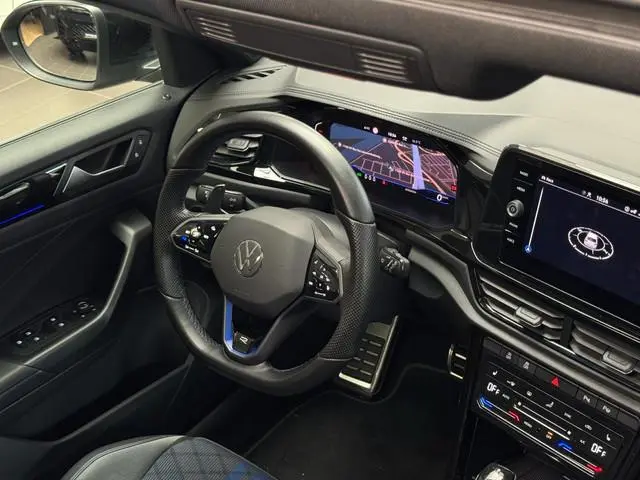 Volkswagen T-Roc 2.0 TSI 4Motion R / Pano / Beats / Akrapovice /