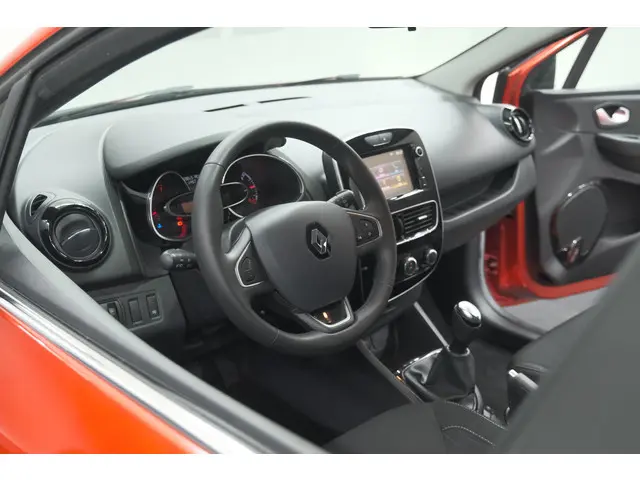 Renault Clio TCe 90 Limited | Trekhaak | Parkeersensoren | Navigatie
