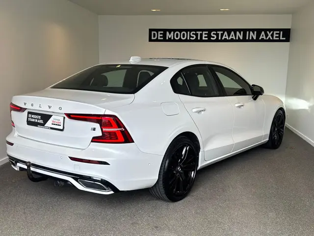 Volvo S60 2.0 T8 AWD Twin Engine R-Design